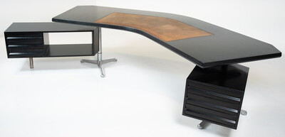 “Boomerang” model T96 executive desk by Osvaldo Borsani for Tecno, Italy, 1955