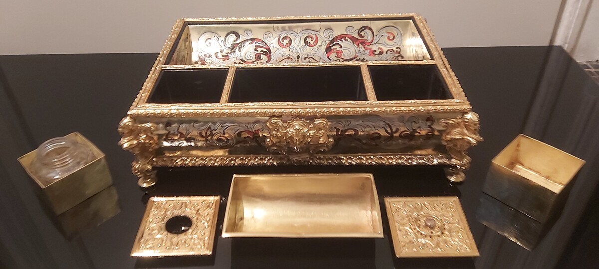 Boulle marquetry inkwell  17th century