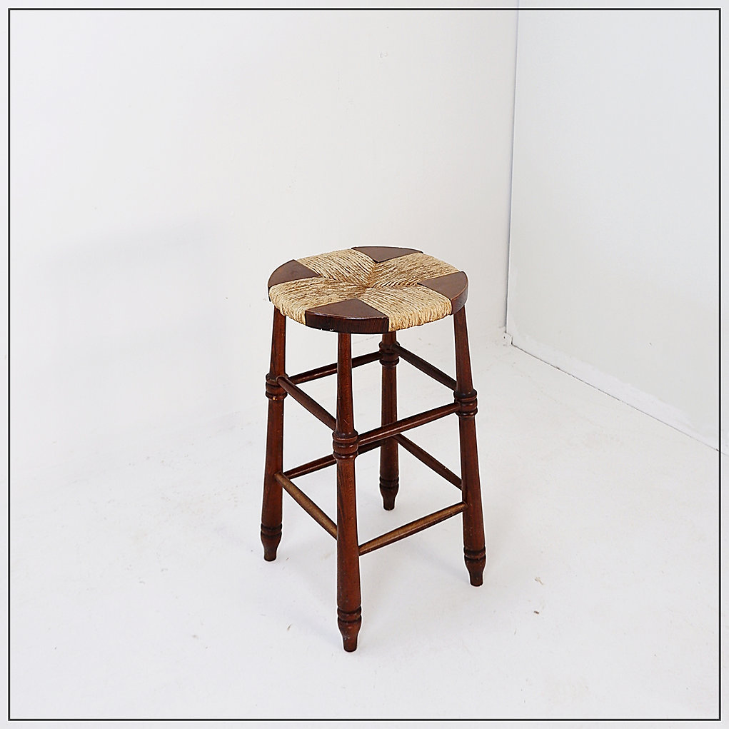 Brutalist wood and Rice straw Stool - 1970s