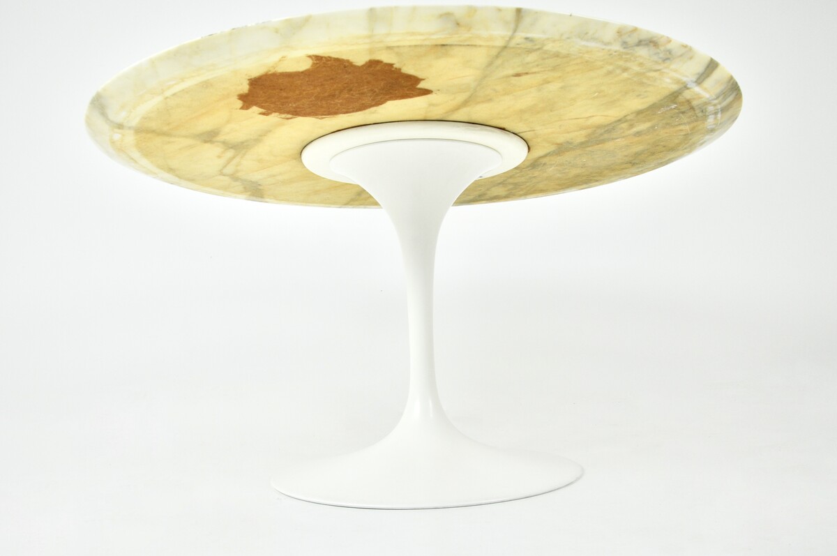 Dining table by Eero Saarinen for Knoll International, 1960s