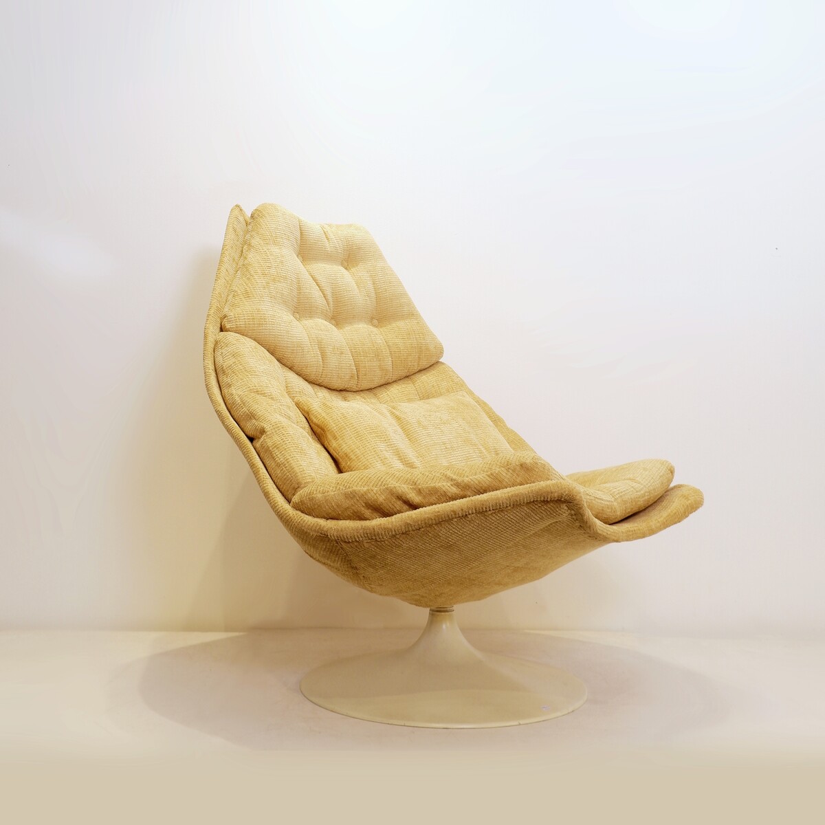 F588 lounge chair by Geoffrey Harcourt for Artifort, 1960s - new upholstery