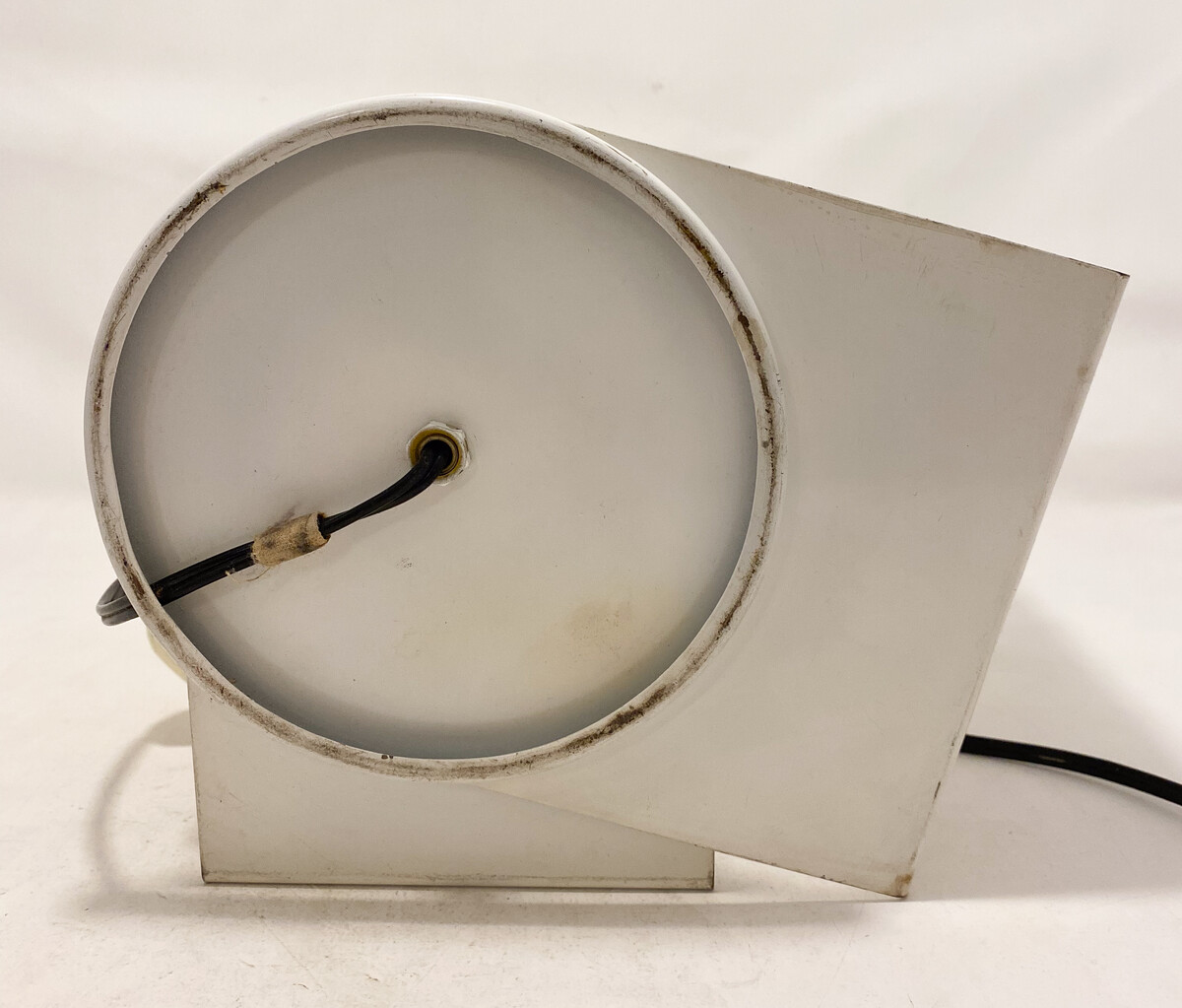 GABRIELE D'ALI for Francesconi Brescia, table lamp, aluminium, designed 1965, Italy.