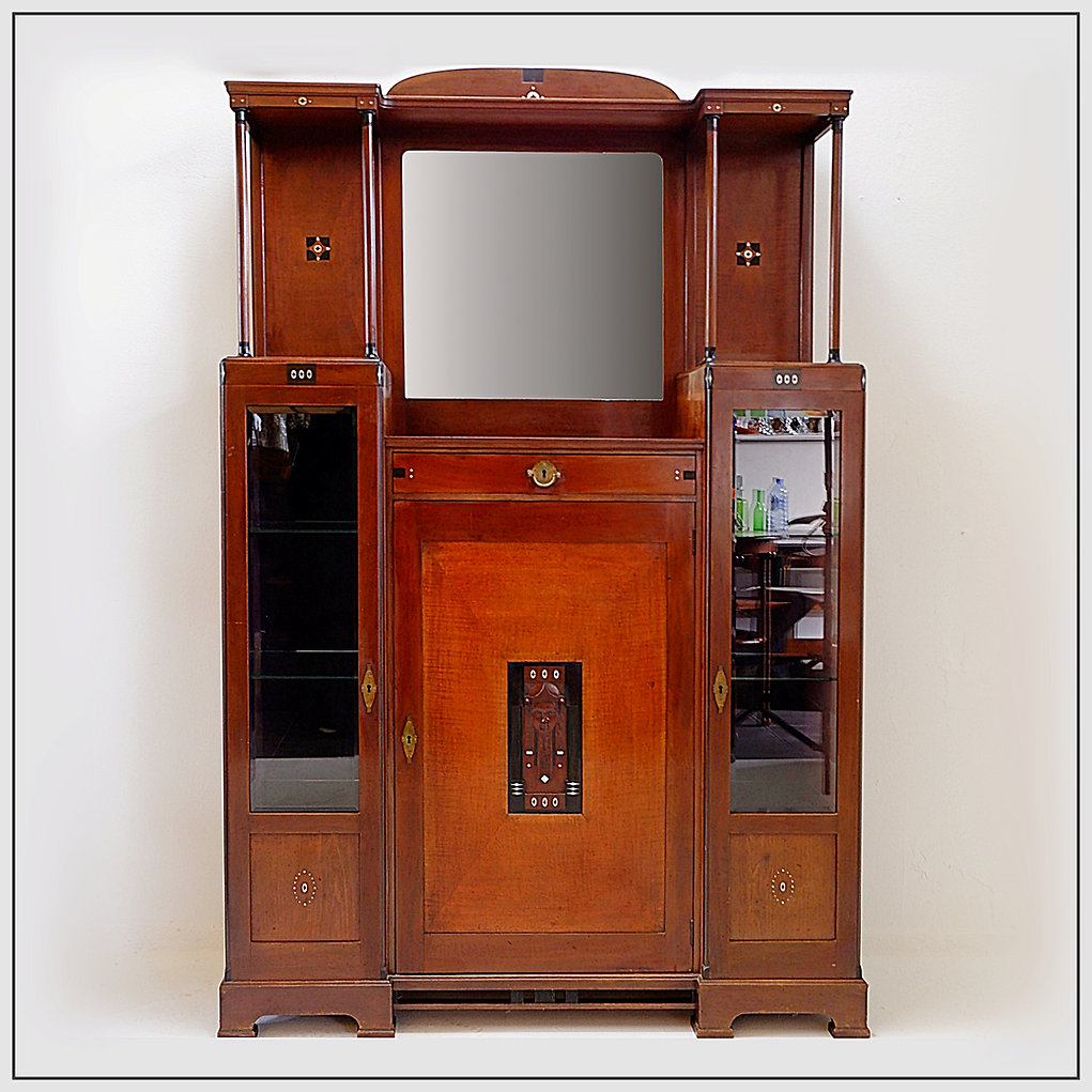 H. Pander & Zonen Den Haag Art Deco cabinet - Circa 1930