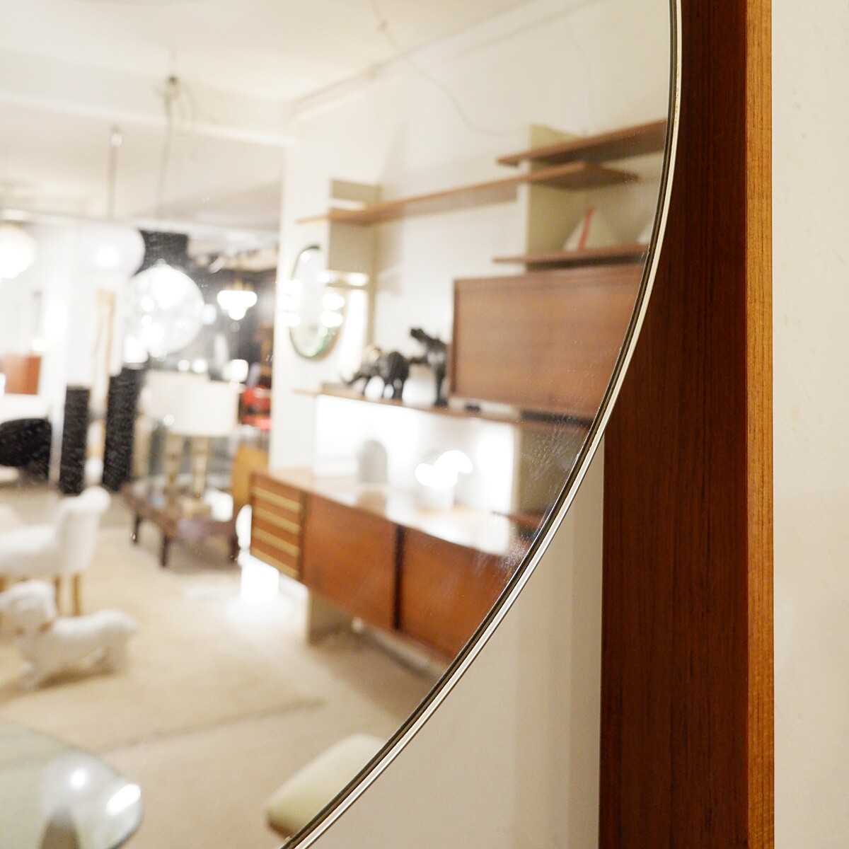 large illuminated round mirror with teak frame 