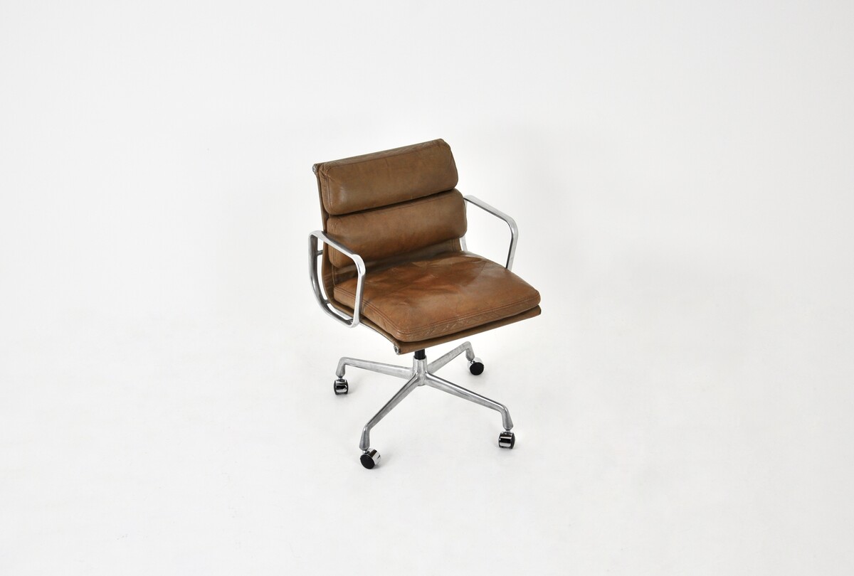 Leather Soft Pad Chair by Charles & Ray Eames for Herman Miller, 1970s