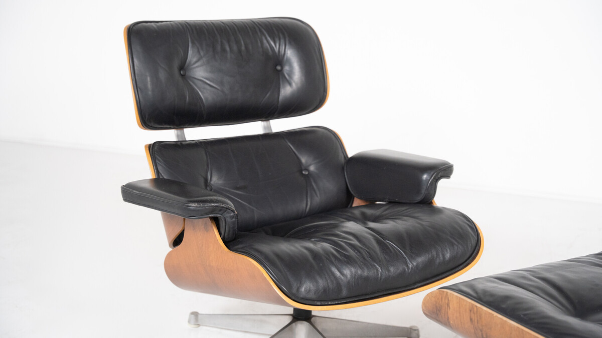 Mid-Century Lounge Chair and Ottoman by Charles & Ray Eames, 1980s