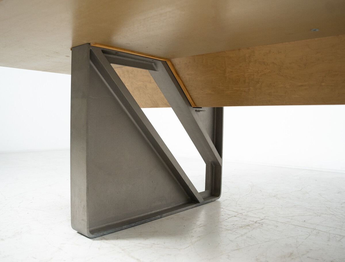 Mid-Century Modern Diagonal Desk By Giovanni Offredi for Saporiti