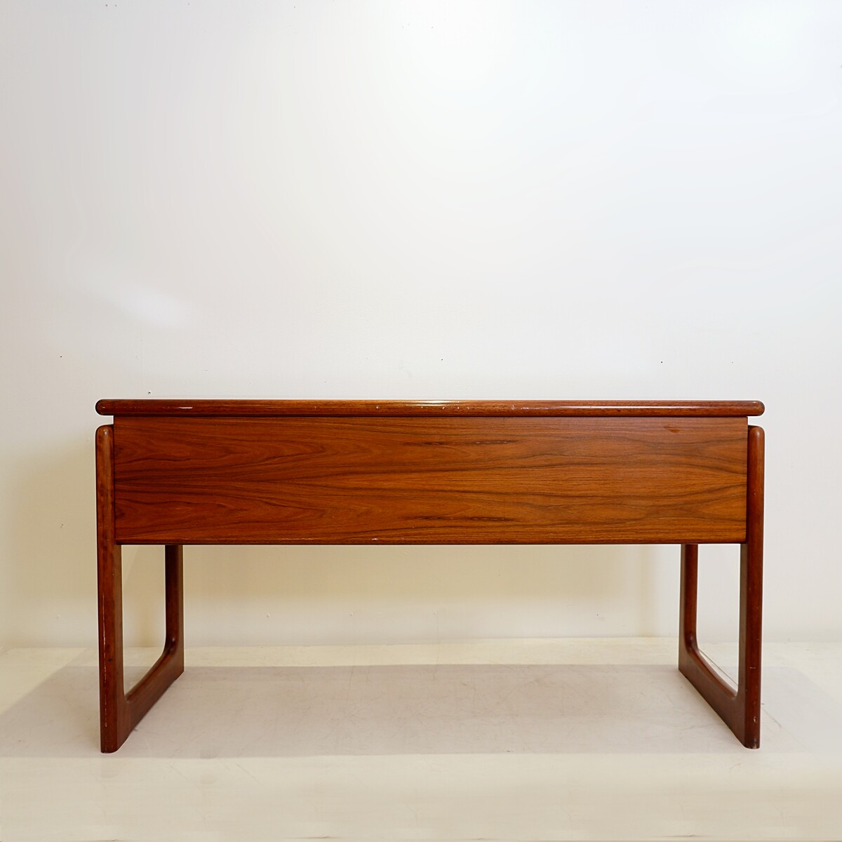 Mid century Modern Dyrlund Desk - Denmark 1960s