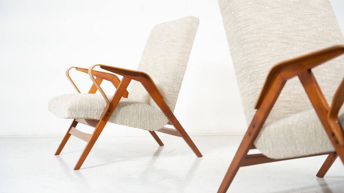 Mid-Century Modern Pair of Armchairs by Frantisek Jirak for Tatra, 1950s - New Uphostery