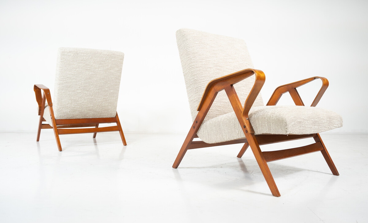 Mid-Century Modern Pair of Armchairs by Frantisek Jirak for Tatra, 1950s - New Uphostery