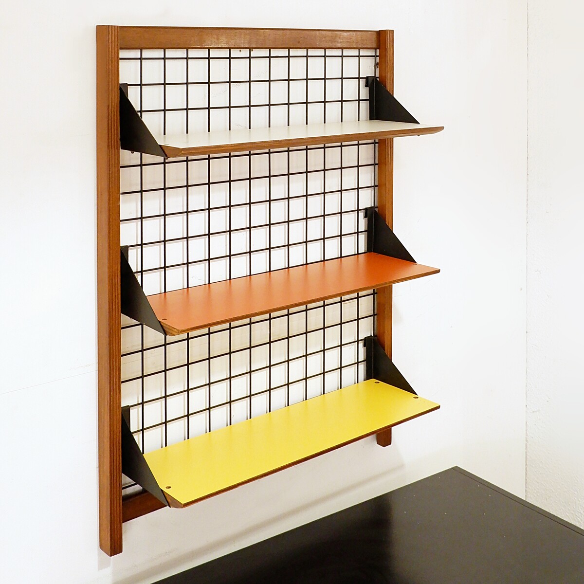 Mid century Modern Wall Shelf, Cantù 1960s