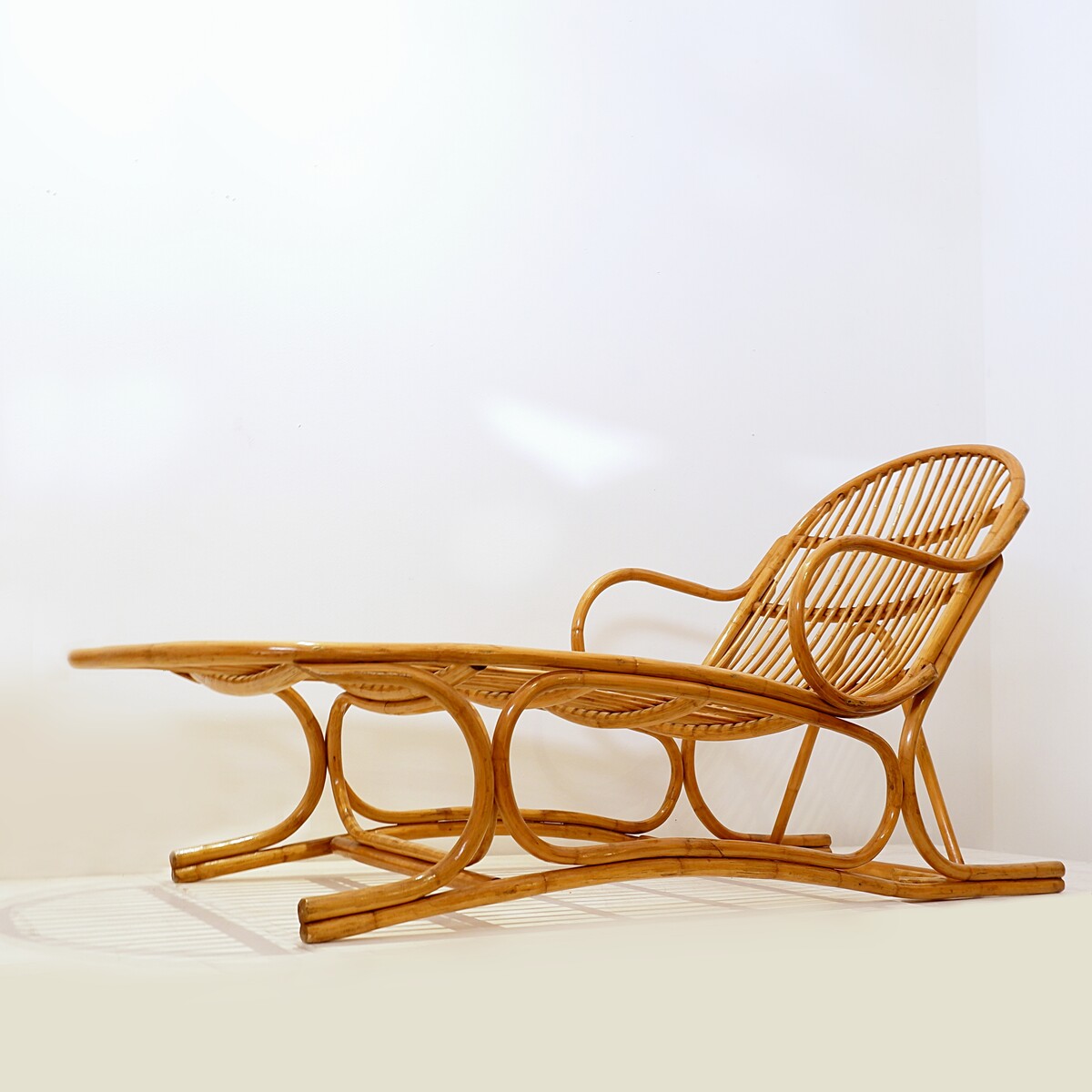 Mid-Century rattan lounge chair