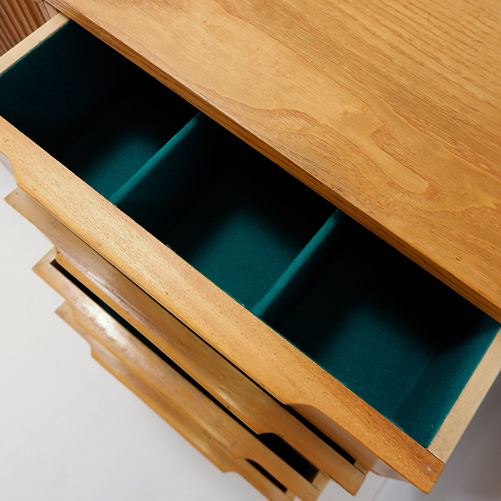 Mid Century Sideboard by Alfred Hendrickx with 4 doors and 4 drawers (c.1956)