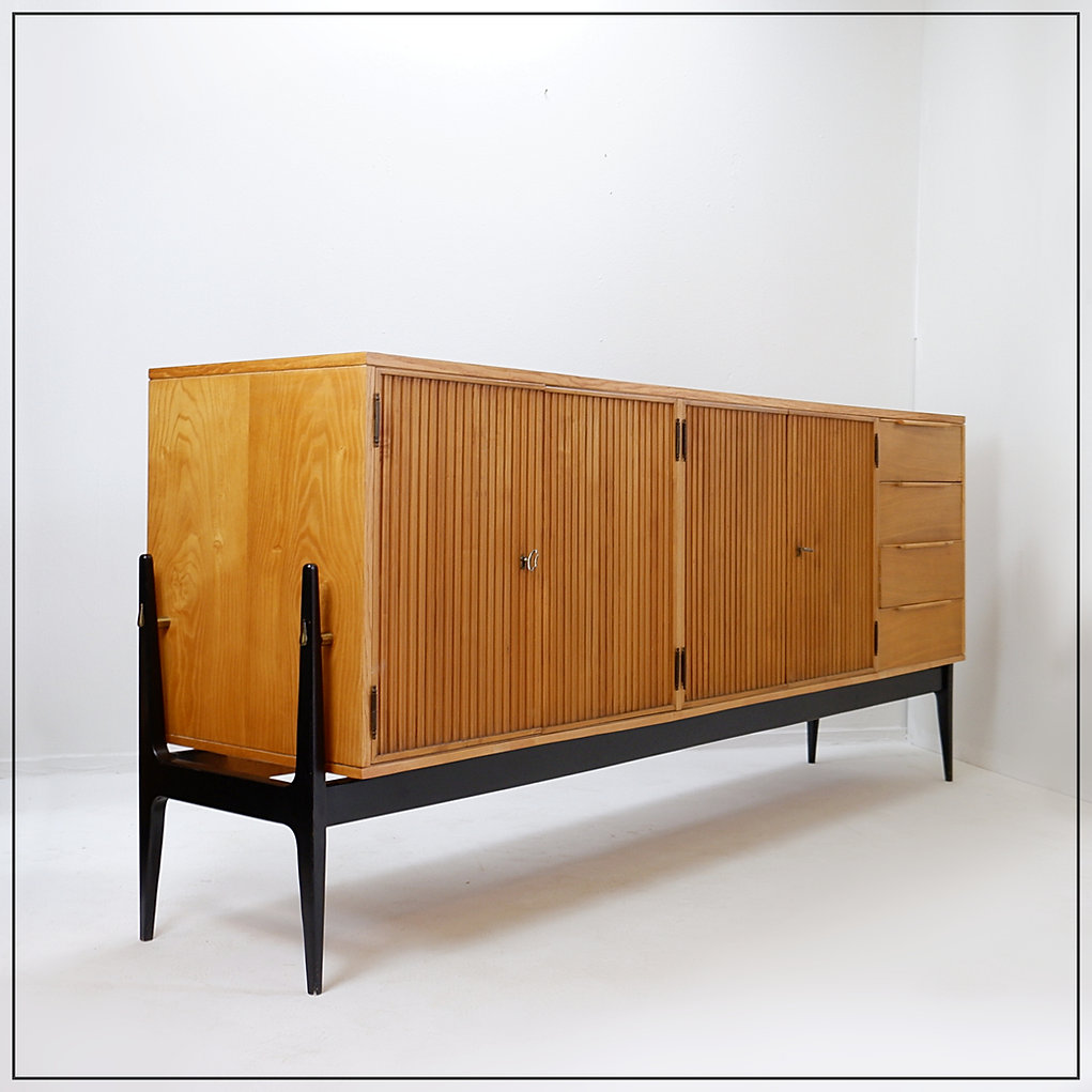 Mid Century Sideboard by Alfred Hendrickx with 4 doors and 4 drawers (c.1956)