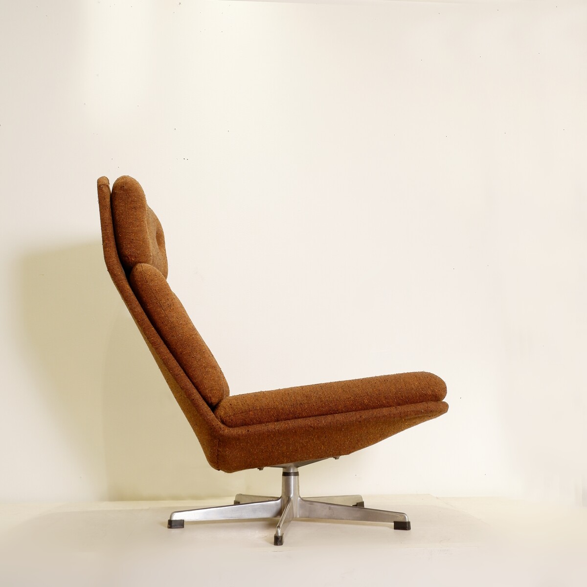 Mid-century swivel armchair by UP. Závody, Czechoslovakia 1970s