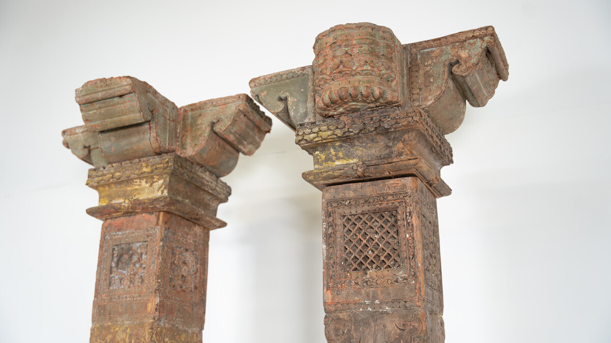 Pair of Columns, XIXe, Népal