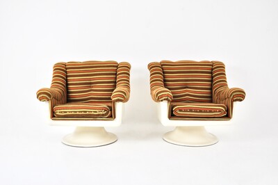 Pair of Italian Lounge chairs , 1970s