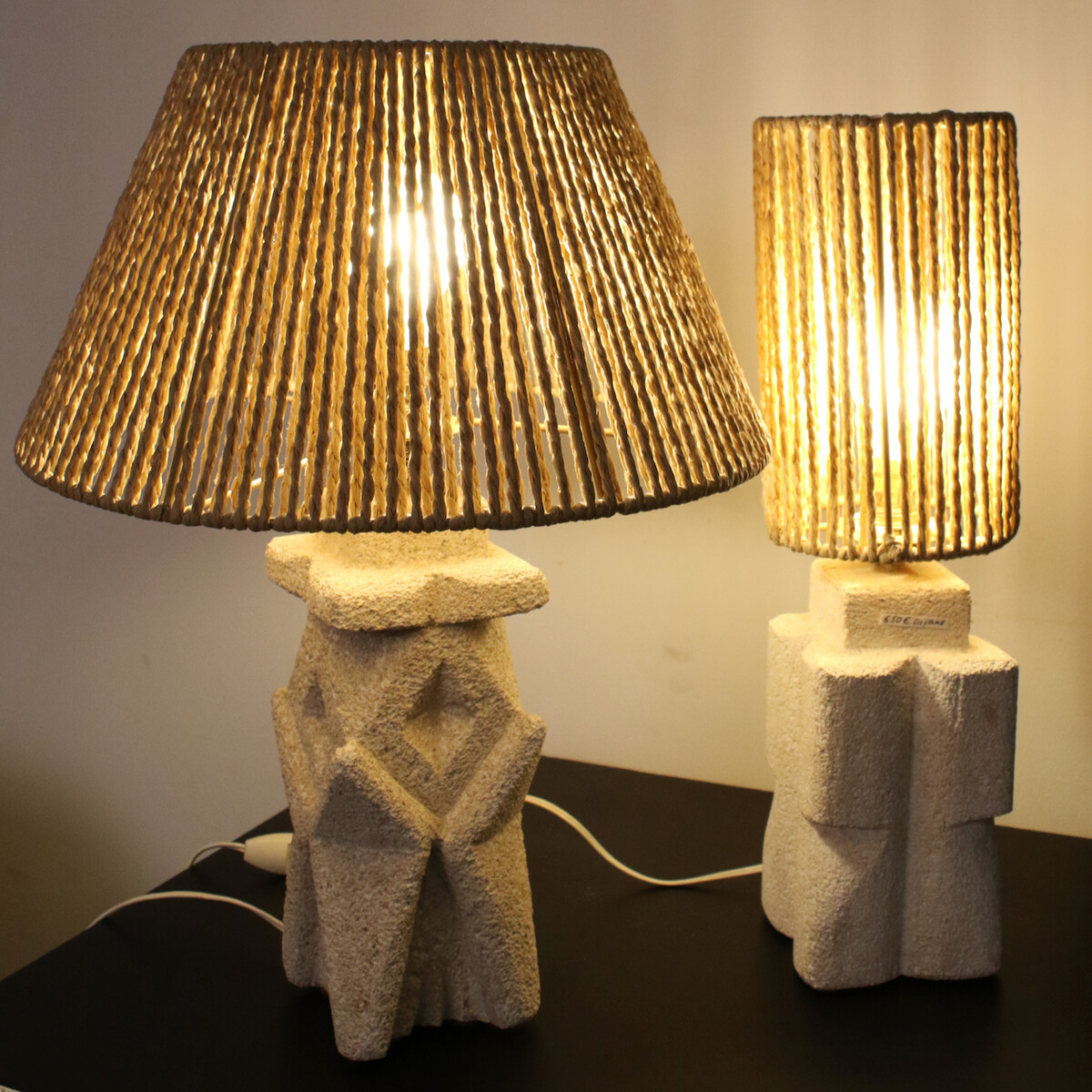 Pair of lamps in stone from the Gard region, in the style of Albert Tormos