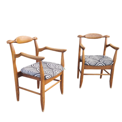 Pair of solid oak bridge armchairs, Fumay model, Guillerme et Chambron for Votre Maison, France 1970s
