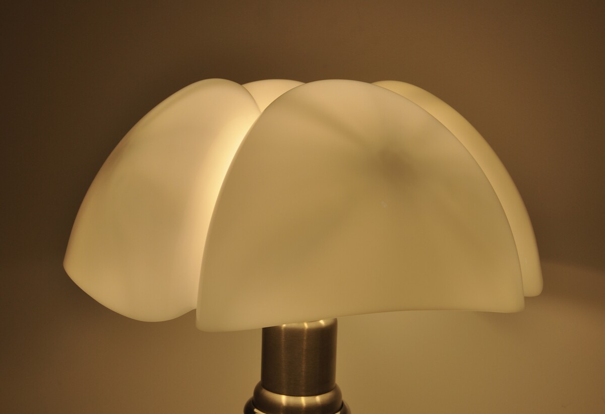 Pipistrello Table Lamp by Gae Aulenti for Martinelli Luce