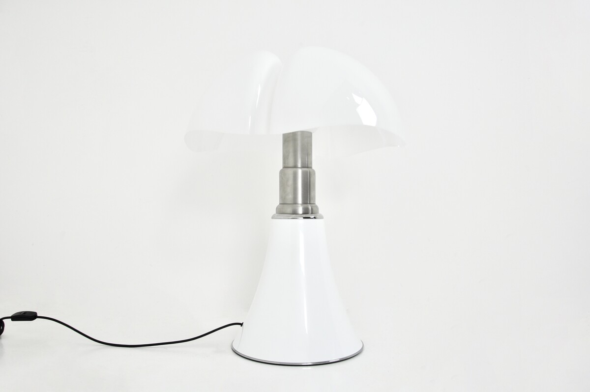 Pipistrello Table Lamp by Gae Aulenti for Martinelli Luce