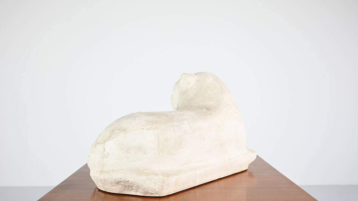 Reclining lion, vintage reproduction in plaster, France, 1970's