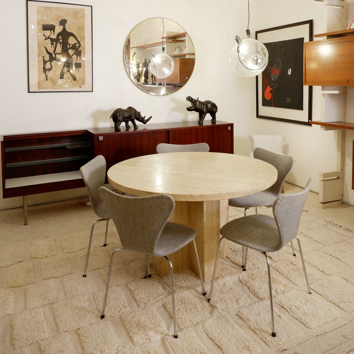 Round travertine dining table - Ø 123cm