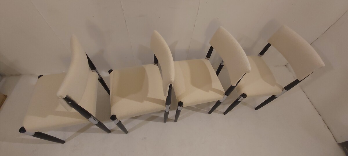 Set of 4 black-lacquered solid beechwood chairs