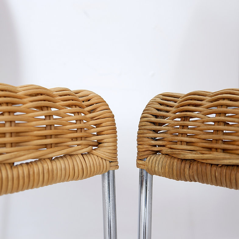Set of 4 stackable “S21” chairs by Tito Agnoli for Bonacina 1980s