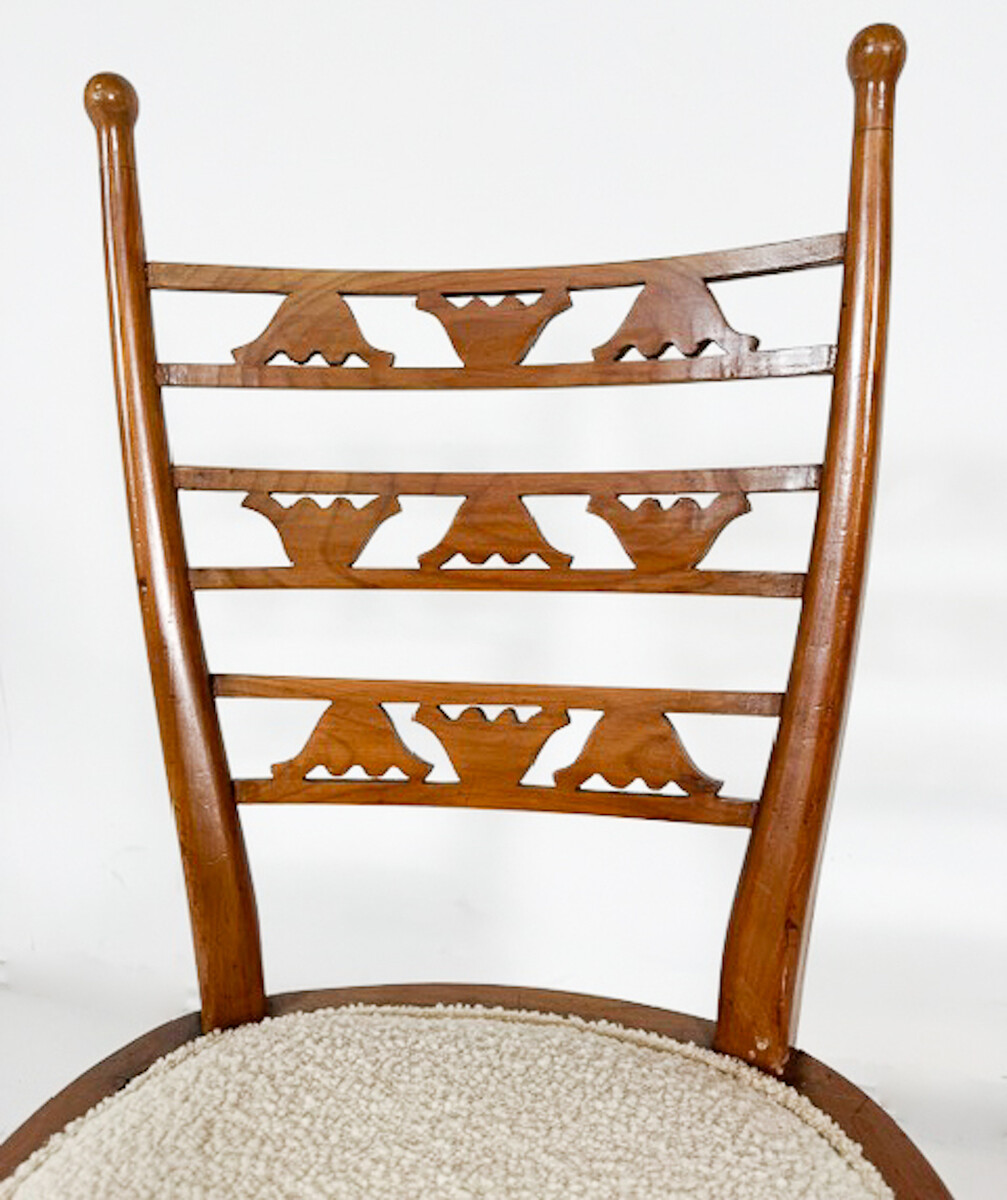 Set of 6 Chairs, Cherry Wood and Boucle Fabric, Italy, 1940s - New Upholstery