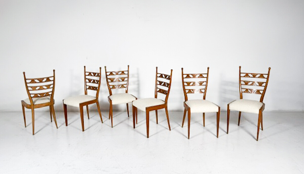 Set of 6 Chairs, Cherry Wood and Boucle Fabric, Italy, 1940s - New Upholstery