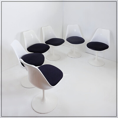 Set of six white swivel tulip chairs by Rudi Bonzanini, 1970's