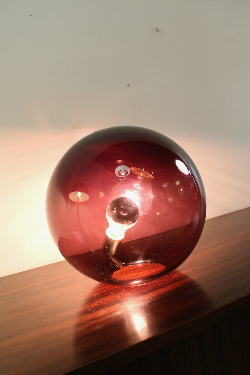 Seventies spherical lamp in blown glass