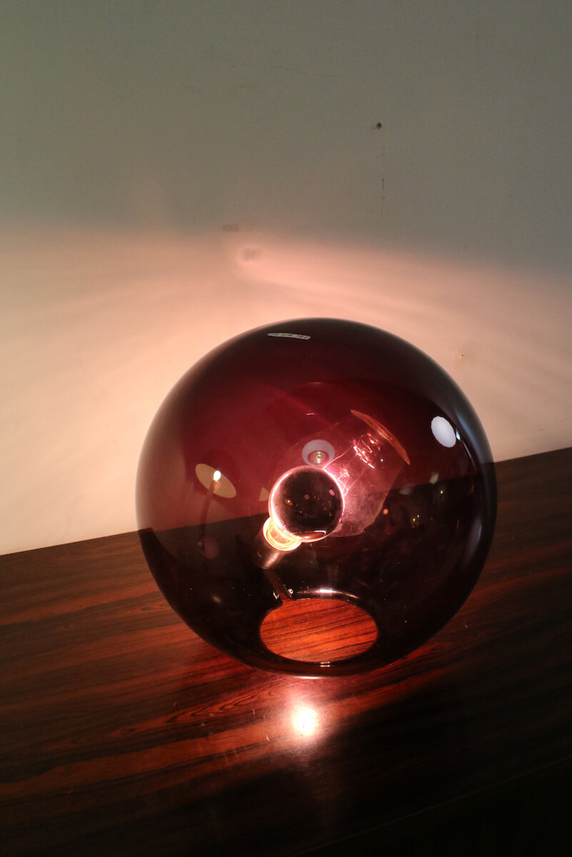 Seventies spherical lamp in blown glass