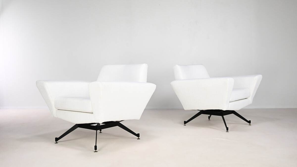 Studio Tecnico A.P.A, pair of armchairs model M530 for Lenzi, Italy, 1950's