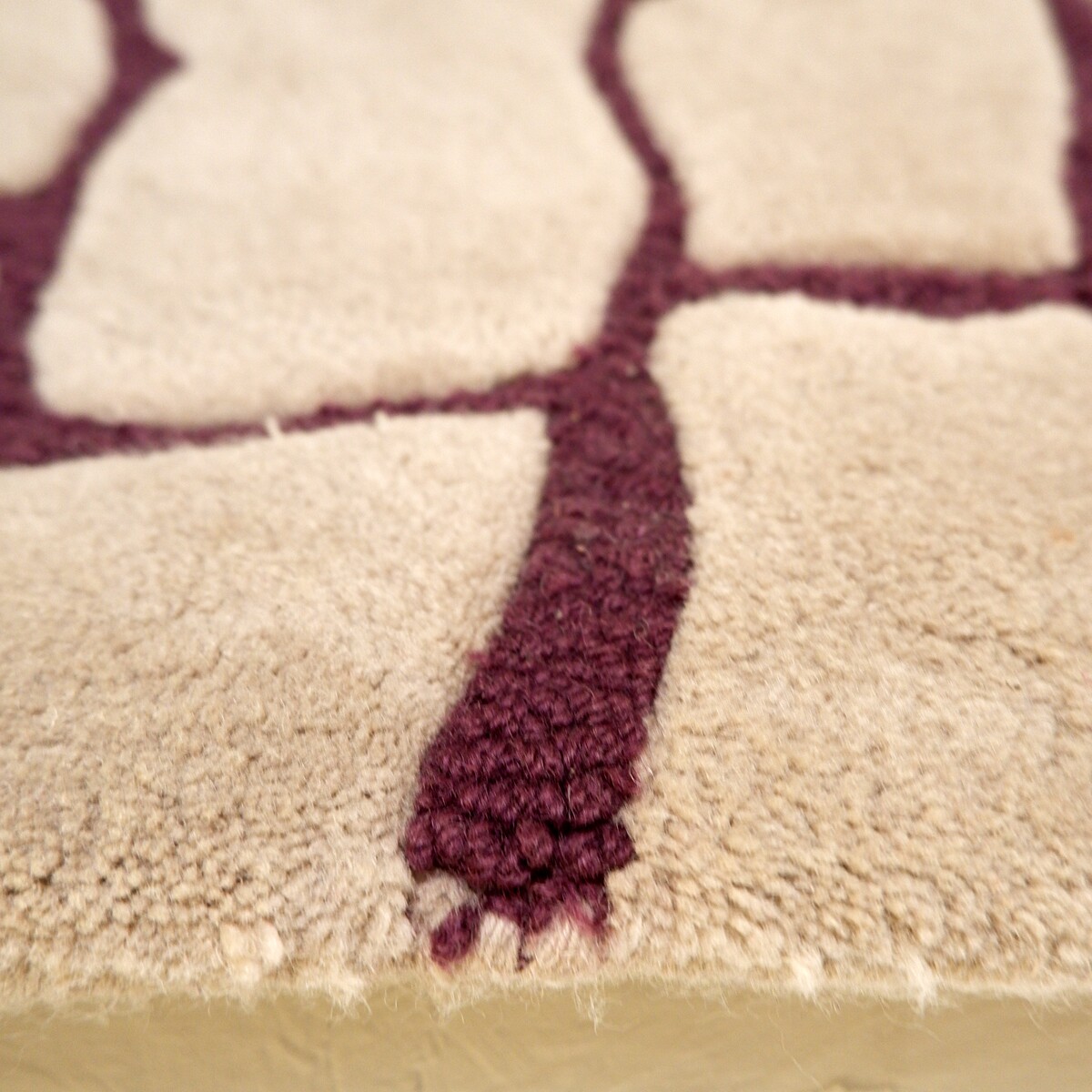 Urban Carpets large vintage two-tone rug - beige and aubergine 300x200cm