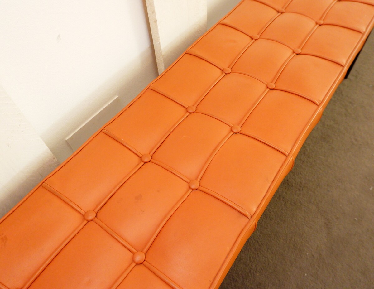 Very long wood and quilted cognac leather bench - 317cm