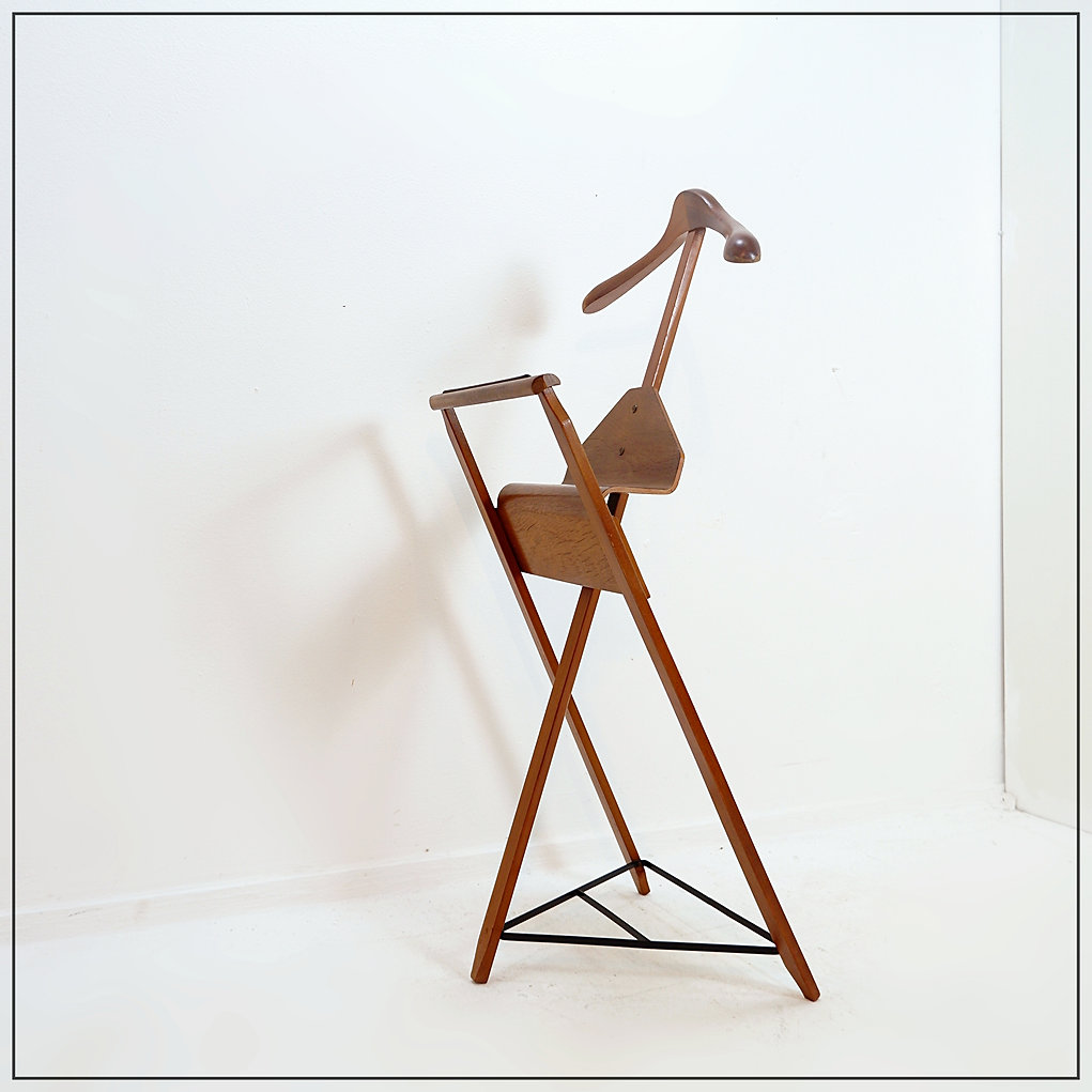 Vintage Valet stand by Lucien De Roeck for Bois Manu, Belgium, 1950s