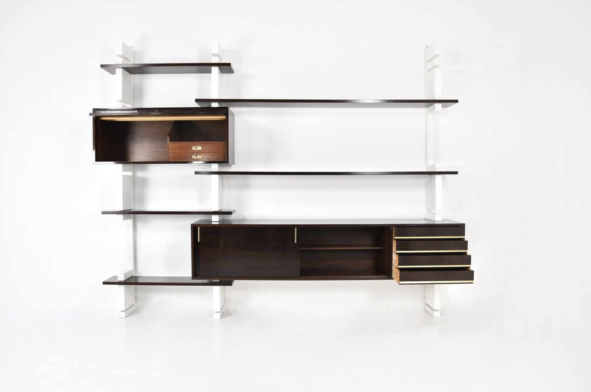 Wall Unit 